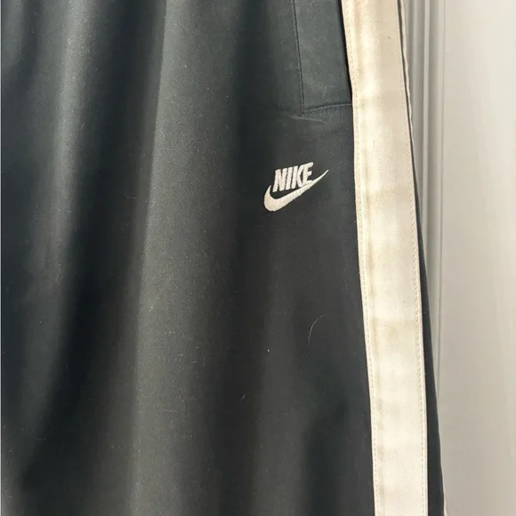 Vintage Nike Men's Black Joggers with White Stripes - Picture 4 of 10